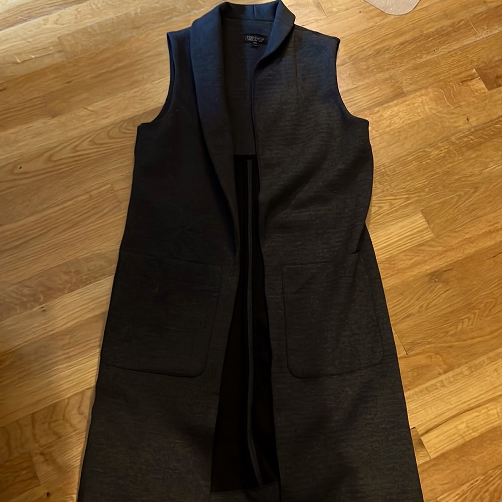Topshop gray sleeveless topper jacket. Great fall jacket